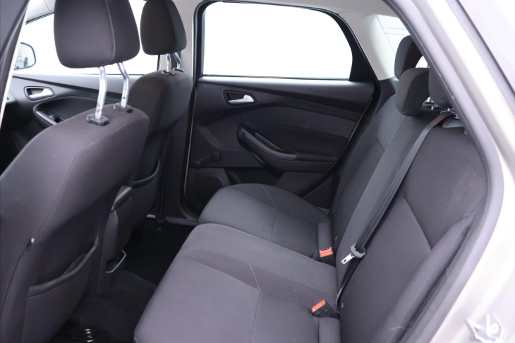 Ford Focus 1,6 16V 77kW CZ Klima 2.Maj