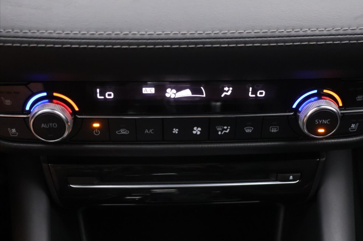 Mazda 6 2,5 Skyactiv-G 143kW Revolution TOP