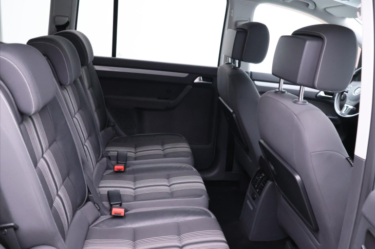 Volkswagen Touran 1,6 TDI 77kW Match Tažné Navi