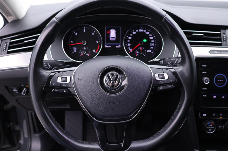 Volkswagen Passat 2,0 TDI DSG CZ Highline DPH