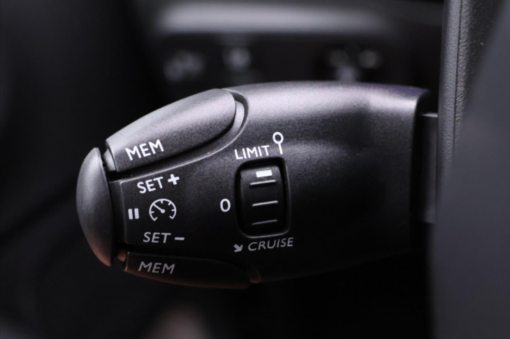 Citroën C3 1,2 PT 61kW CZ Feel Serv.Kniha