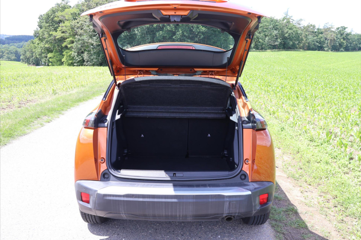 Peugeot 2008 1,2 PT 74kW CZ Klima ACTIVE