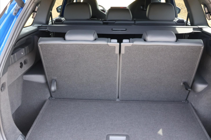 Škoda Kodiaq 2,0 TDI DSG 4x4 Sportline 7-Míst