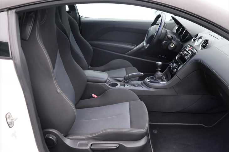 Peugeot RCZ 1,6 16V 147kW Allure Navi