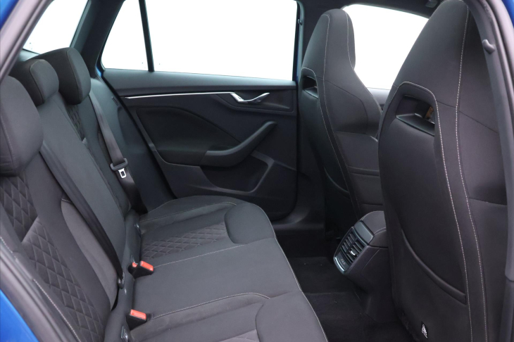 Škoda Kamiq 1,0 TSI DSG Style Sport Virtual
