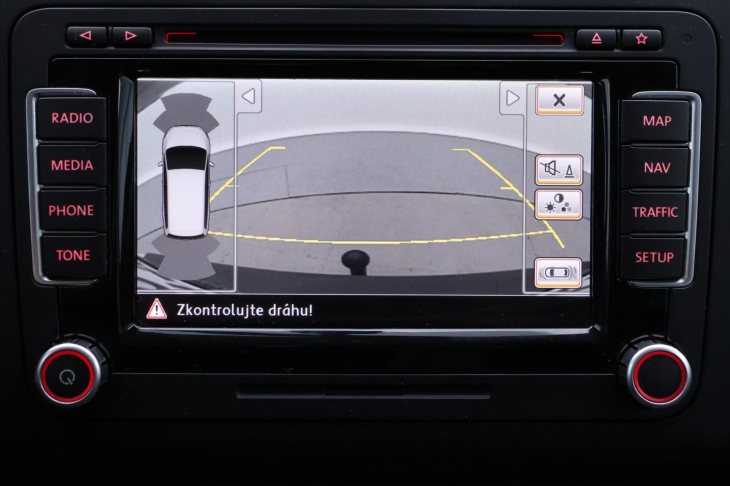 Volkswagen Touran 1,6 TDI 77kW Match Tažné Navi