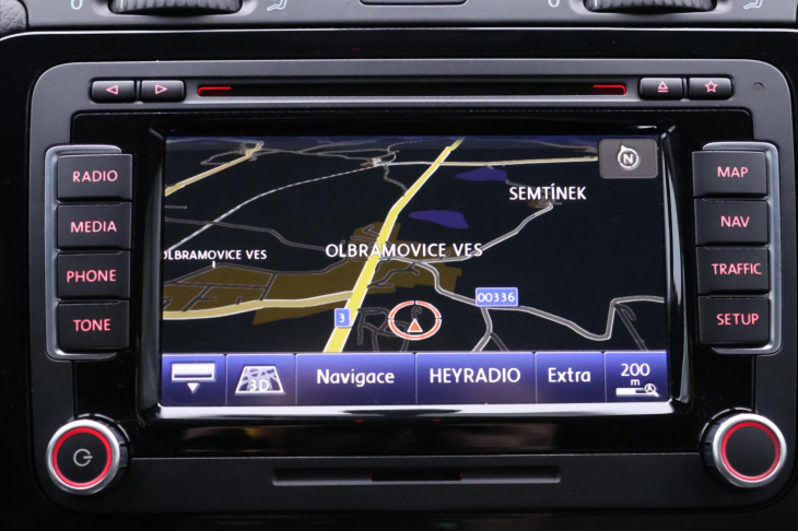 Volkswagen Scirocco 2,0 TSI 195kW R Serv.kniha