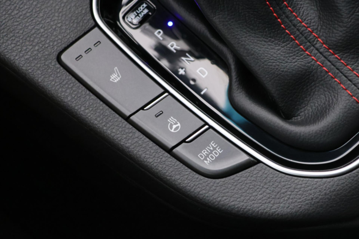 Hyundai i30 1,5 T-GDI 117kW N-Line DPH CZ