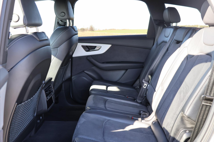 Audi Q7 3,0 TDI quattro tiptronic S line