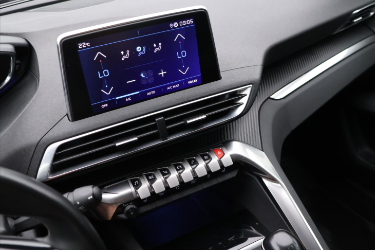 Peugeot 5008 1,5 HDI 96kW 7-Míst CZ DPH