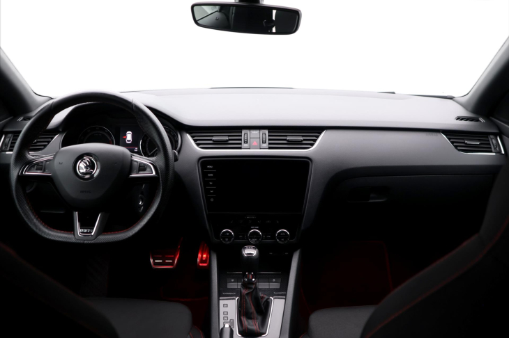 Škoda Octavia 2,0 TSI RS230 DSG LED Aut.klima