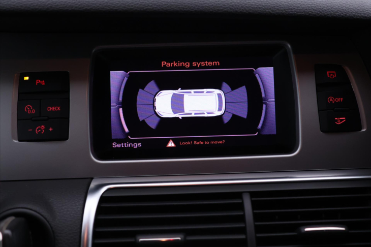 Audi Q7 3,0 TDI 176kW Quattro CZ