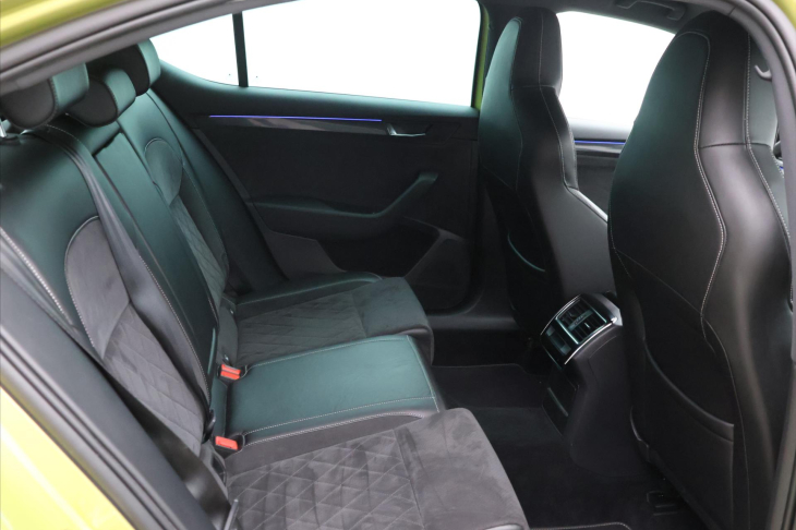 Škoda Superb 2,0 TSI 206kW 4x4 DSG Sportline