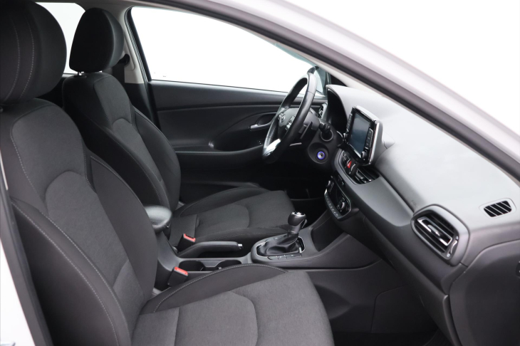 Hyundai i30 1,6 CRDi 85kW Aut. Style CZ