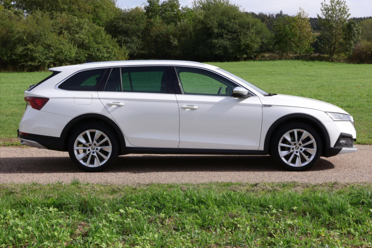 Škoda Octavia 2,0 TDI 147kW DSG CZ Scout DPH