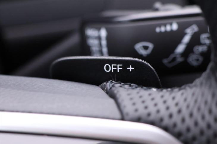 Volkswagen Arteon Shooting Brake 2,0 TSI 206kW R-line DSG DPH CZ