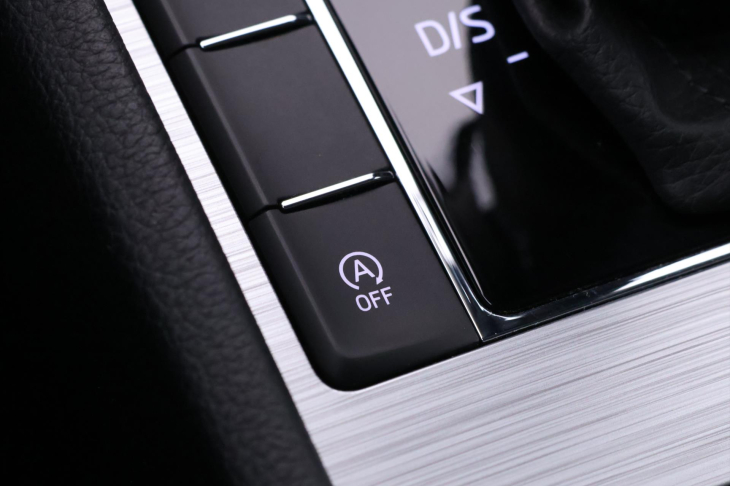 Škoda Superb 2,0 TDI 110 kW Ambition DSG