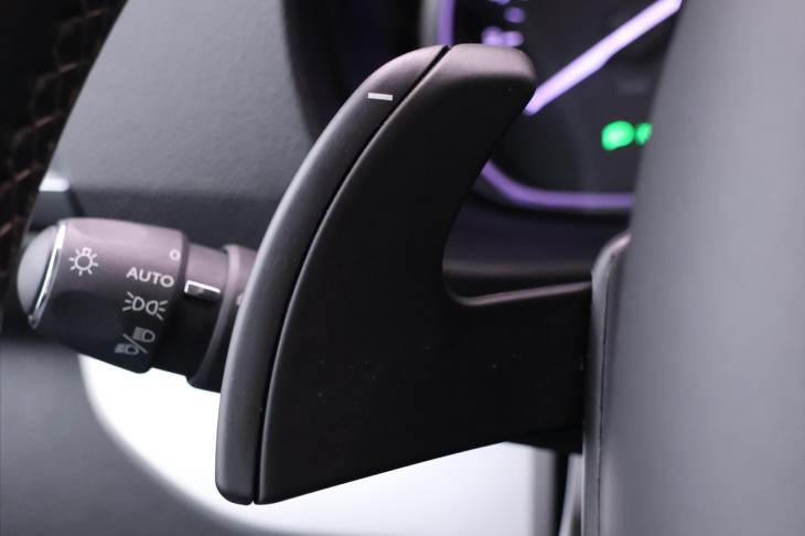 Toyota ProAce Verso 2,0 D-4D 130kW Shuttle 8-Míst