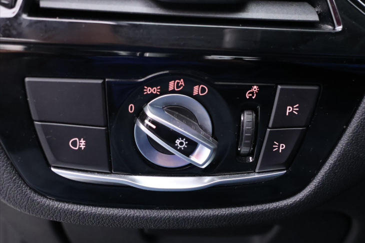 BMW Řada 5 3,0 530d xDrive 210kW Aut.