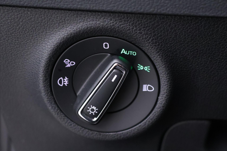 Škoda Karoq 2,0 TDI DSG Style Matrix DPH