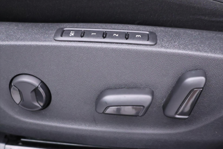 Škoda Octavia 2,0 TDI 110kW DSG Style 4x4
