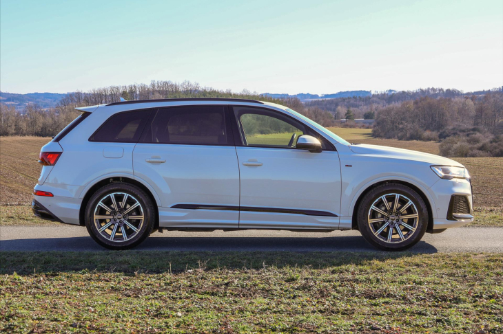 Audi Q7 3,0 TDI quattro tiptronic S line
