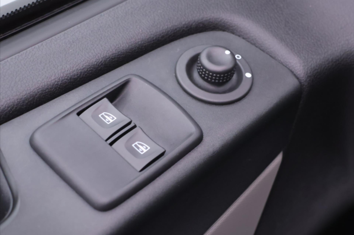 Renault Trafic 1,6 dCi 70kW Dílna Klima DPH