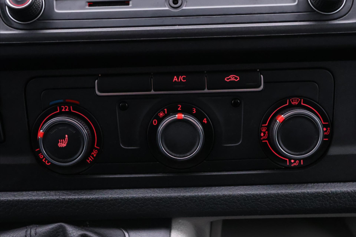 Volkswagen Transporter 2,0 TDI 75kW CZ Klima DPH