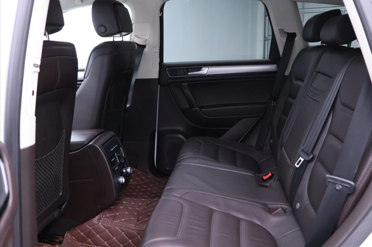 Volkswagen Touareg 3,0 TDI V6 193kW DSG R-Line 4M