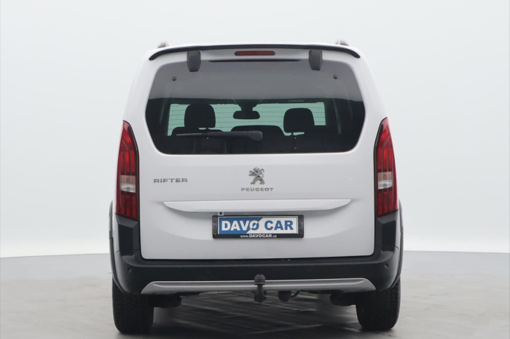 Peugeot Rifter 1,5 HDi 130k Allure tažné DPH