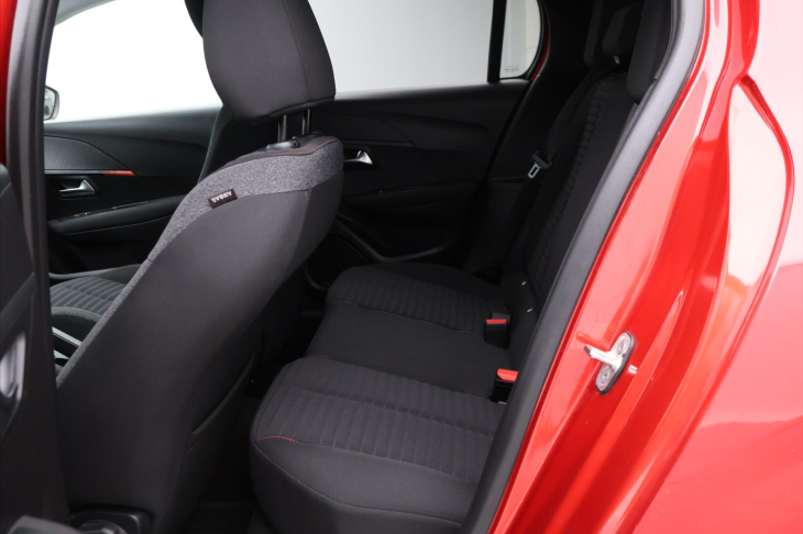 Peugeot 208 1,2 PT 100 Active Pack CZ 1.Maj