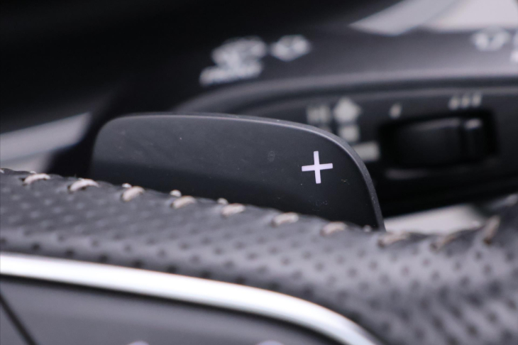 Audi Q7 3,0 TDI 200kw S-LINE DPH BOSE