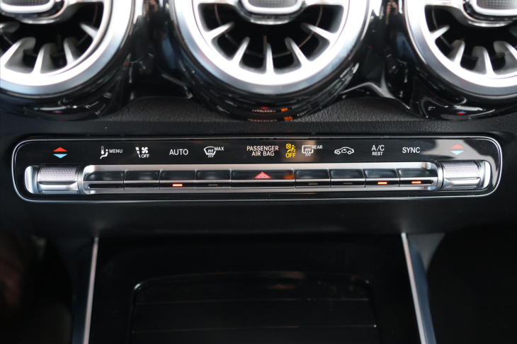 Mercedes-Benz GLB 2,0 200d 4MATIC AMG Premium