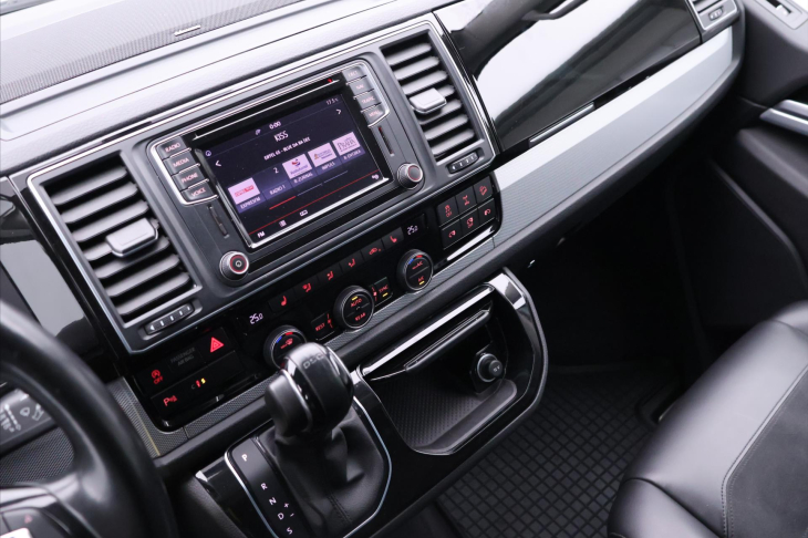 Volkswagen Multivan 2,0 TDI 150kW DSG 4M CZ Bulli