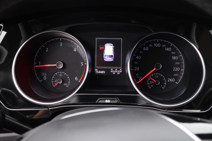 Volkswagen Touran 2,0 TDI 110kW DSG Highline 7M