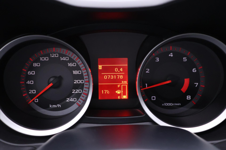 Mitsubishi Lancer 1,8 i 105kW Aut.klima