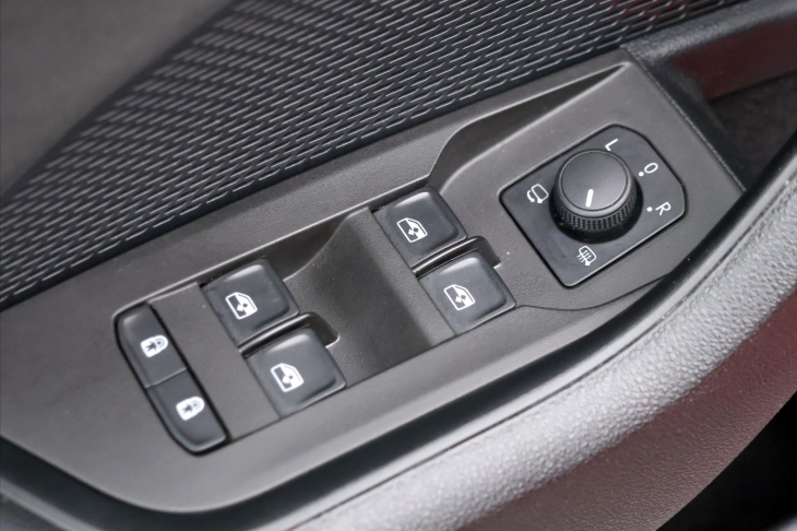 Škoda Octavia 2,0 TSI 180kW DSG CZ RS LED