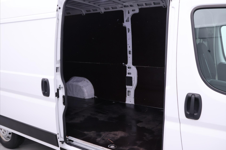Peugeot Boxer 2,2 HDI 121KW L4H2 CZ DPH