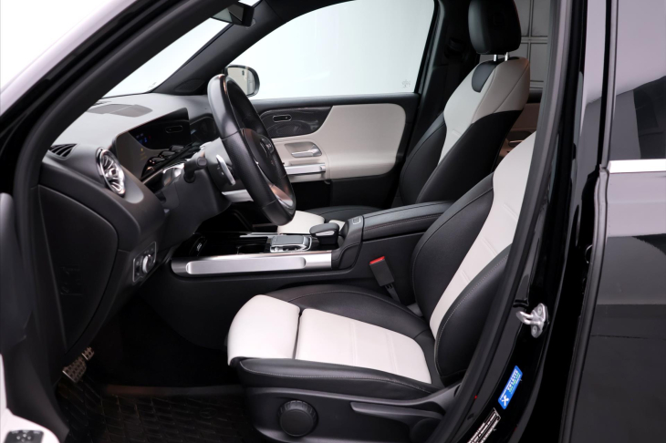 Mercedes-Benz GLB 2.0 200d 110kW AMG Line FULL LED