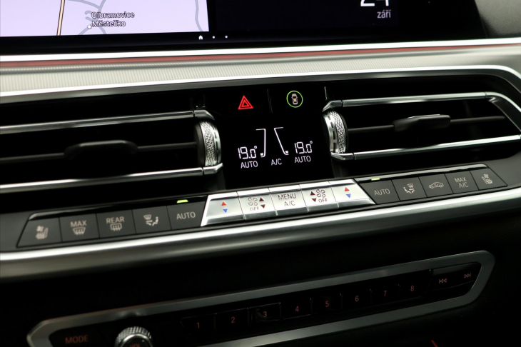BMW X5 3,0 30d 195kW M-sport CZ DPH