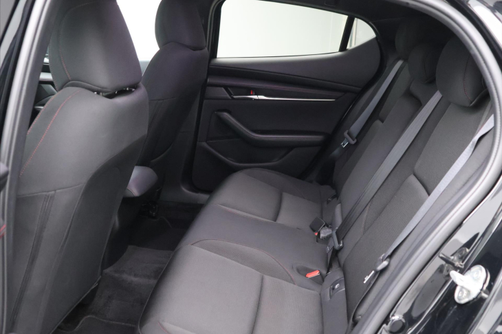Mazda 3 2.0 eSkyactive-G122 Homura Aut