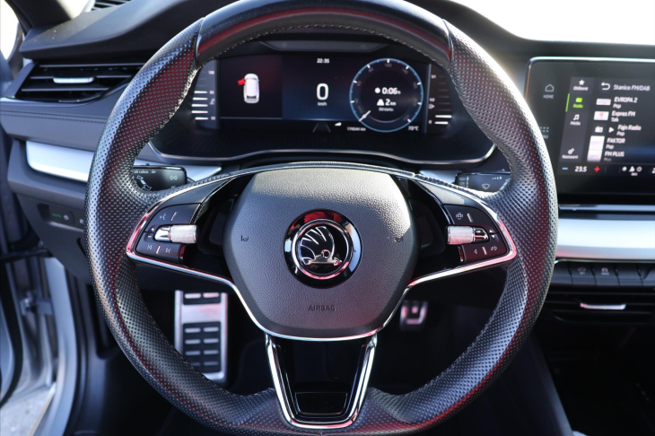 Škoda Octavia 1,0 TSI 81kW Sport Virtual LED