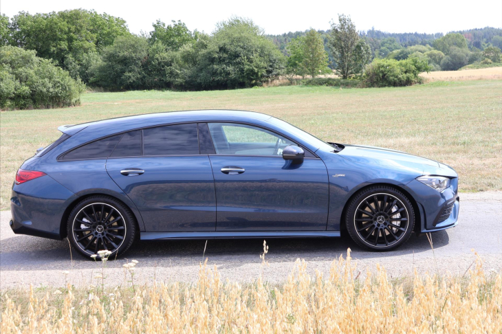 Mercedes-Benz CLA 2,0 35 AMG 225kW 4Matic DPH CZ