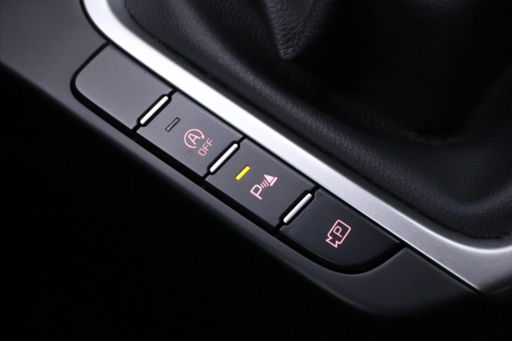 Kia Ceed 1,5 G 1.5 T-GDI KAPPA CZ