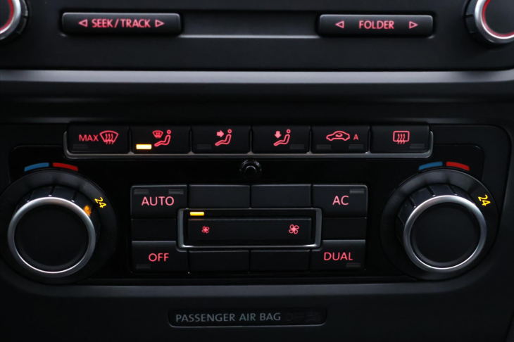 Volkswagen Golf 2,0 TDI 81kW Serv.Kniha