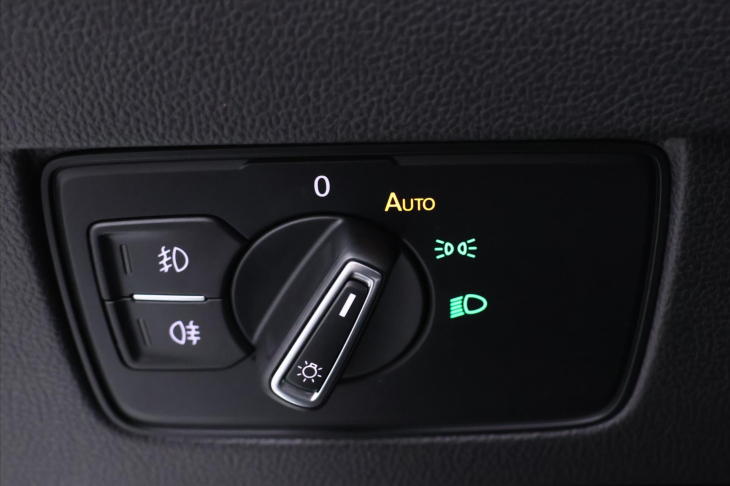 Volkswagen Passat 2,0 TDI 140kW R-Line DSG