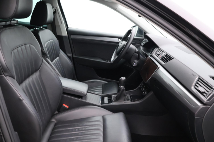 Škoda Superb 1.6 TDI Style plus Kůže Navi