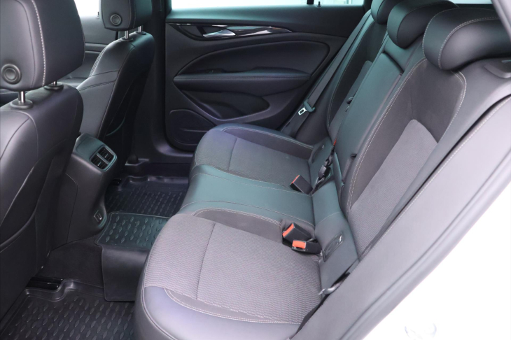 Opel Insignia 2,0 CDTI 128 kW Elegance ST