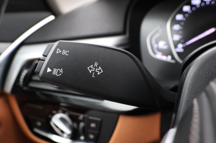 BMW Řada 5 2.0 D 140kW xDrive AT CZ