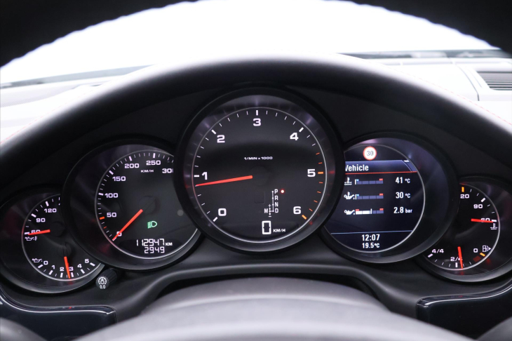 Porsche Panamera 3,0 V6 221kW Turbodiesel